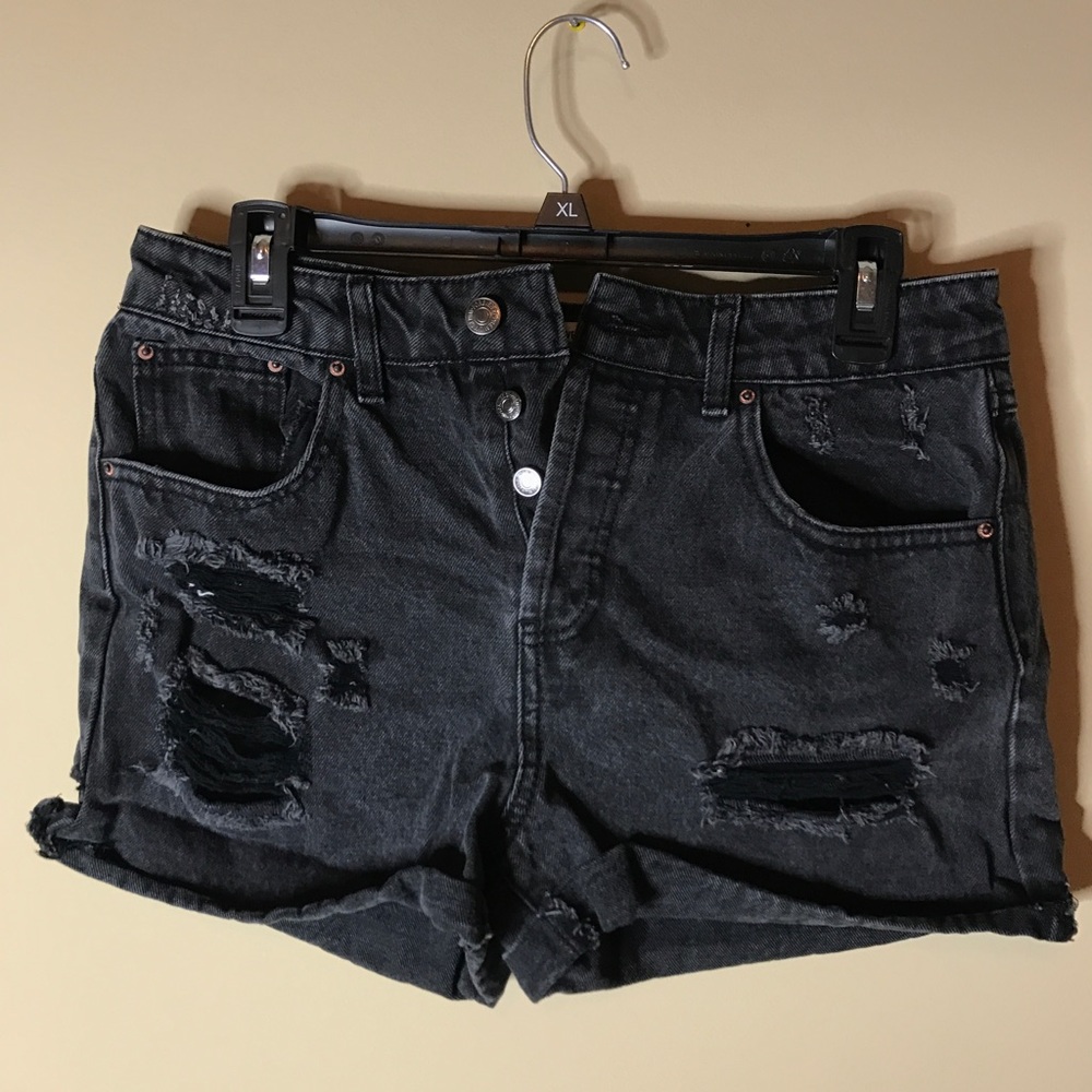 Forever 21 black denim shorts